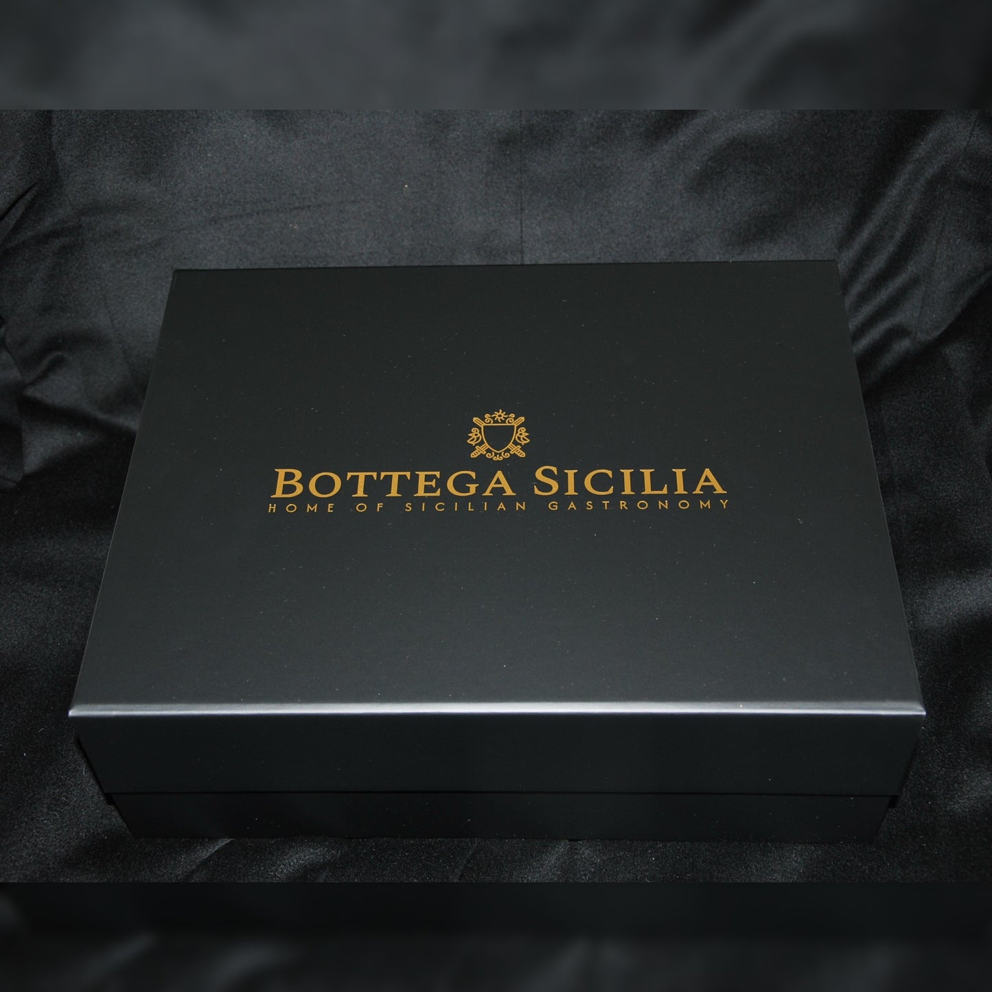 The Nebrodi Legacy Box, exklusiv gourmetbox med sicilianska charkuterier, 2000 g, Agostino, Mirto